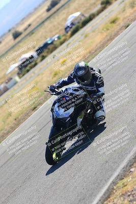 media/Oct-15-2023-TrackXperience (Sun) [[85198ff50b]]/Group 2/session 4 turn 3/